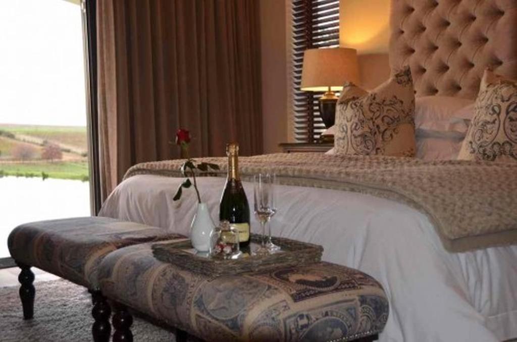 Under Oaks Guesthouse Paarl Ruang foto